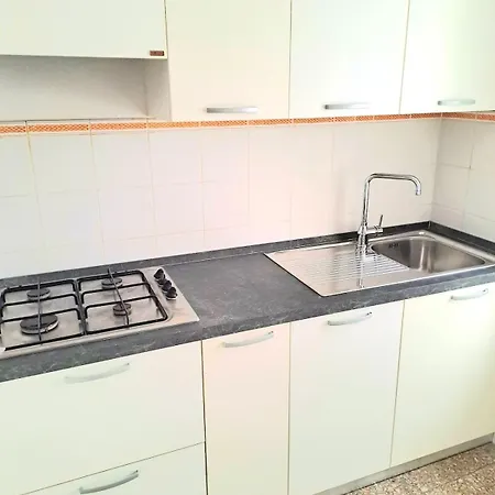 Casa Giulia Nel Borgo Pila (Livorno)