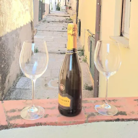 Casa Giulia Nel Borgo Apartment